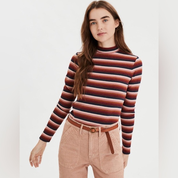 American Eagle Outfitters Tops - American Eagle BURGUNDY STRIPED OMBRÉ LONG SLEEVE MOCK NECK T-SHIRT SIZE XSMALL